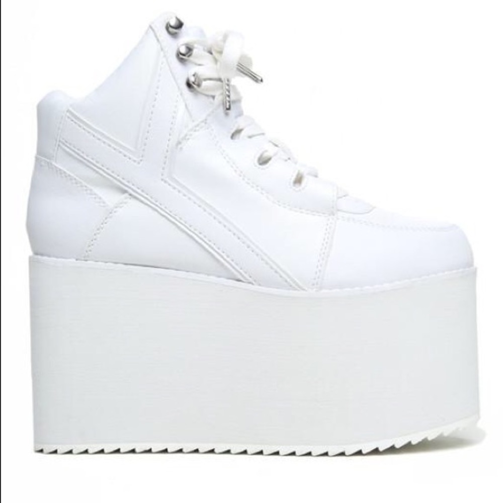 (SOLD) YRU Qozmo HI Platforms 💕